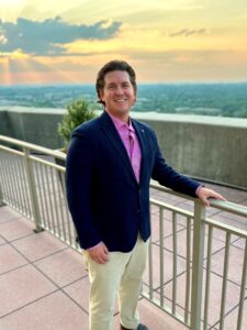 Picture of Alex Buellesbach