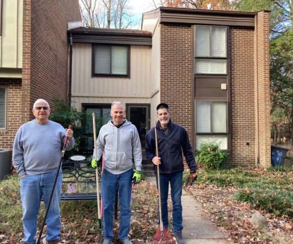 Brothers of Knights of Columbus volunteering at Gabriel Homes.